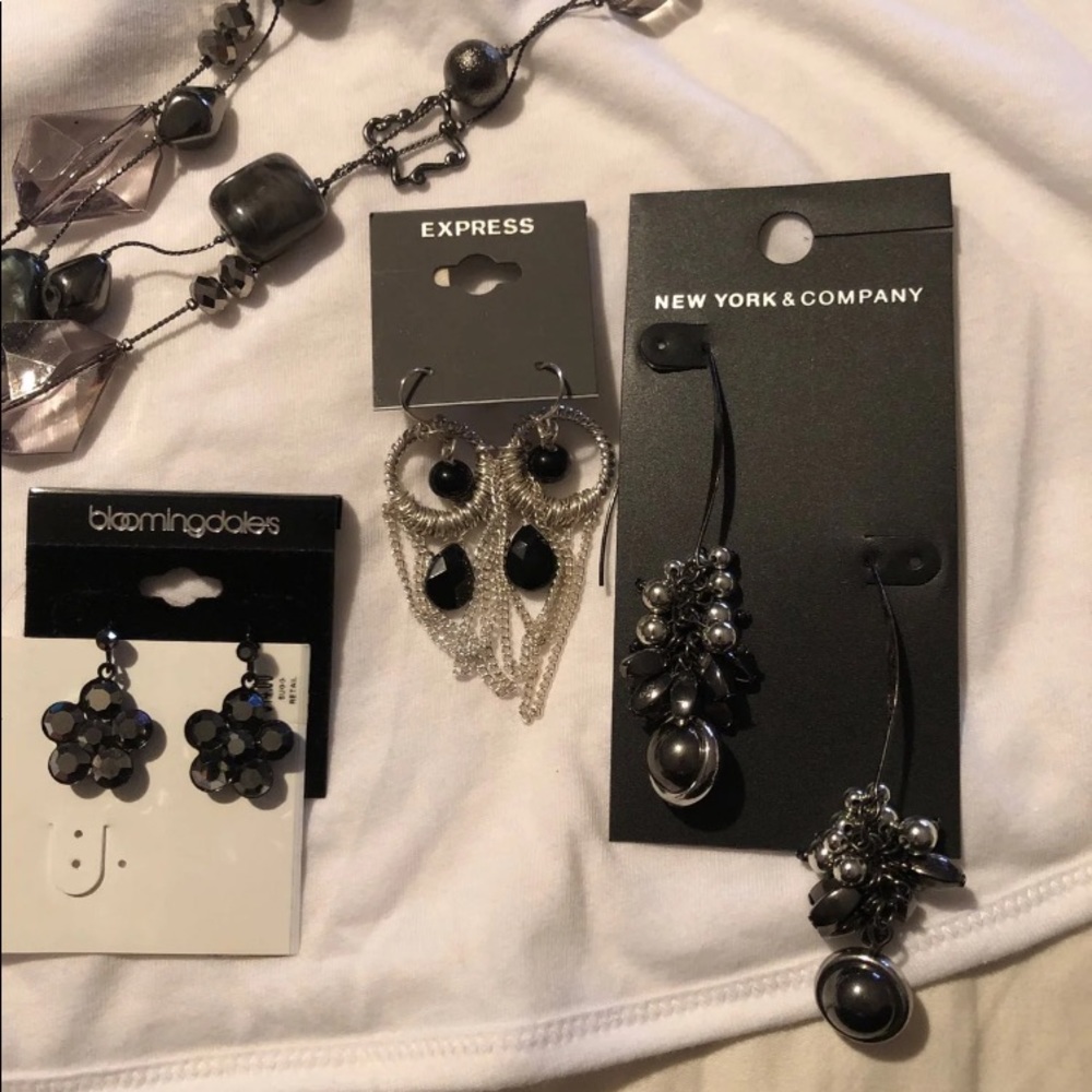Jewelry - Picture 2 of 2